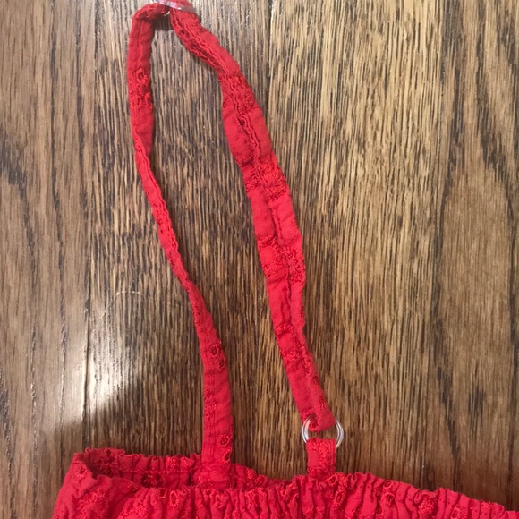 Red Eyelet Tank with Adjustable Straps - Picture 5 of 6